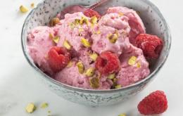 Frozen yoghurt met frambozen