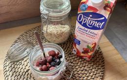 Cherry overnight oats 